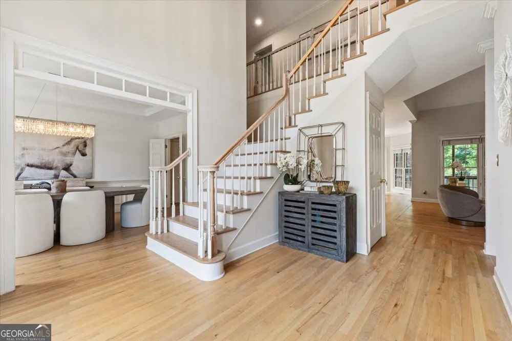 9170 Nesbit Lakes DR Alpharetta, GA 30022