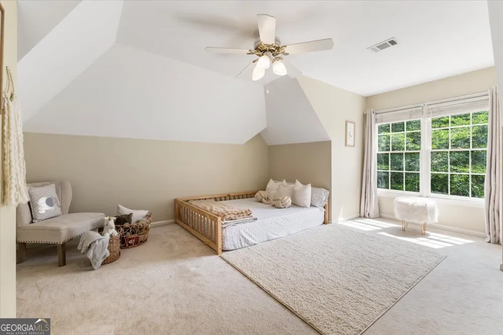 9170 Nesbit Lakes DR Alpharetta, GA 30022