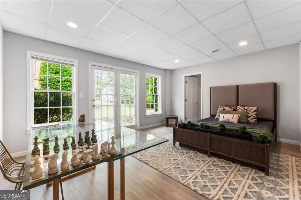 9170 Nesbit Lakes DR Alpharetta, GA 30022