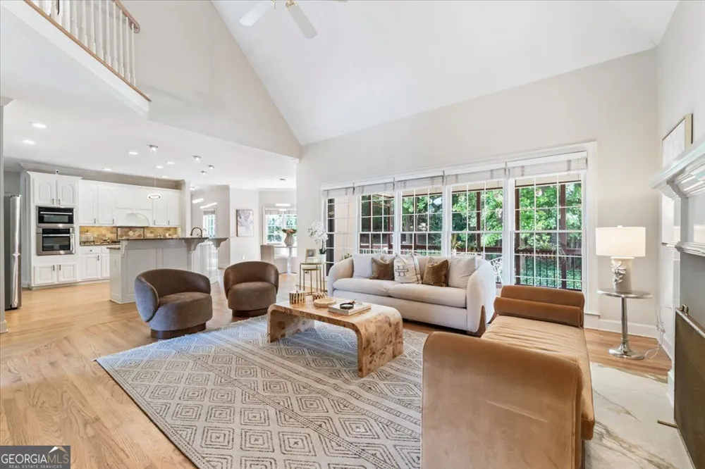 9170 Nesbit Lakes DR Alpharetta, GA 30022