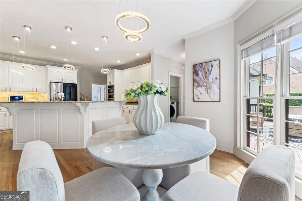 9170 Nesbit Lakes DR Alpharetta, GA 30022