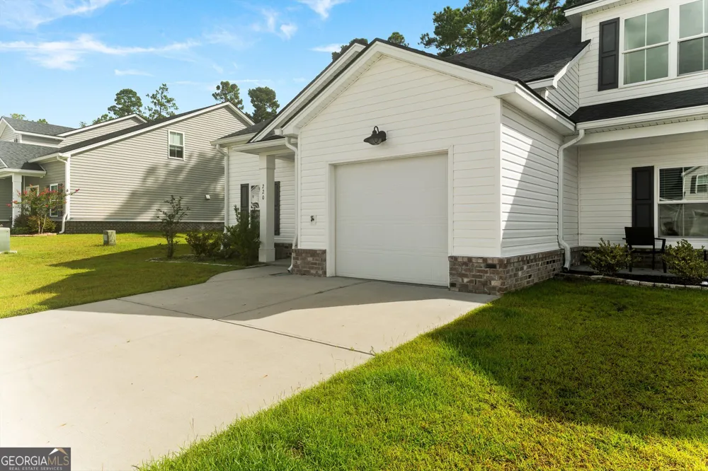 220 Haisley RUN Guyton, GA 31312