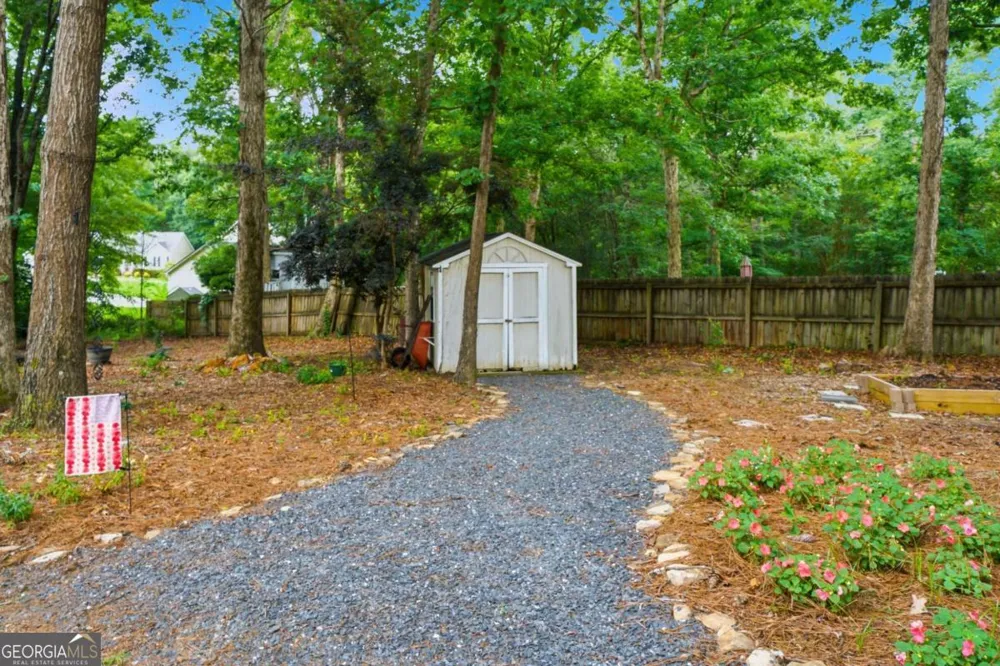 3063 Rockview DR Loganville, GA 30052
