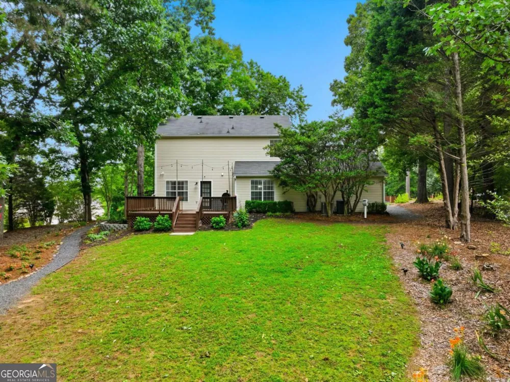 3063 Rockview DR Loganville, GA 30052
