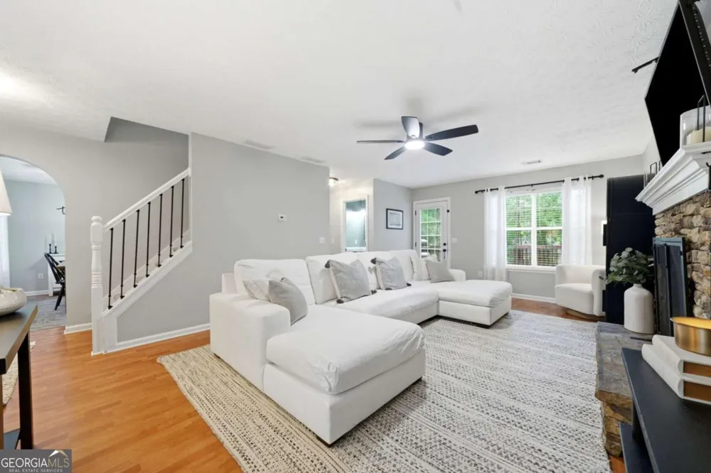 3063 Rockview DR Loganville, GA 30052