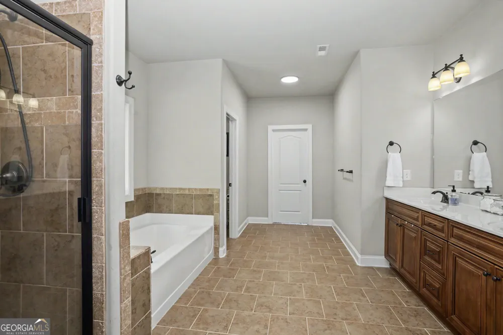 205 Bellfair RUN Fayetteville, GA 30215