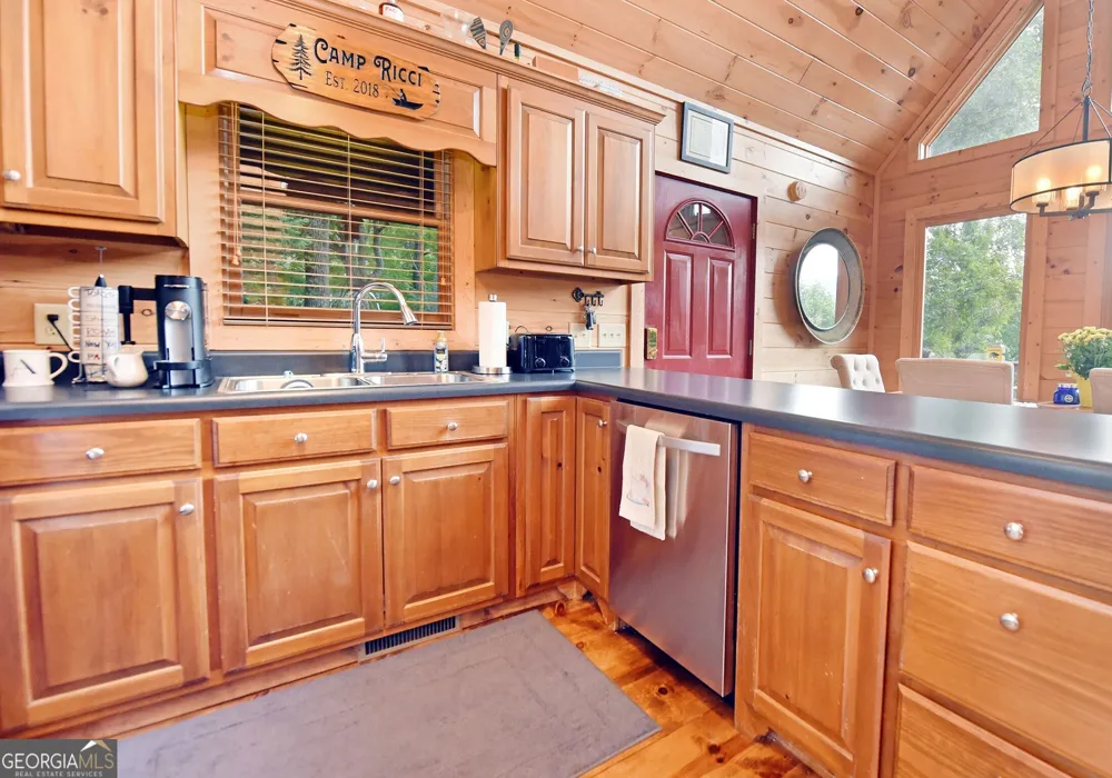 769 Ross Ridge RD Blairsville, GA 30512
