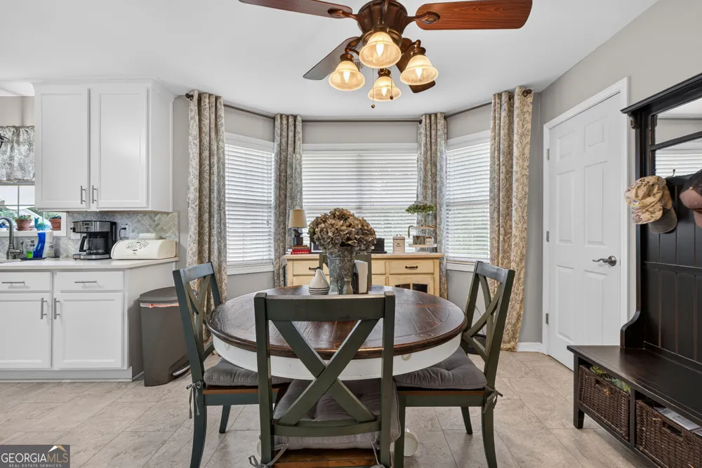 305 Annie LN Locust Grove, GA 30248