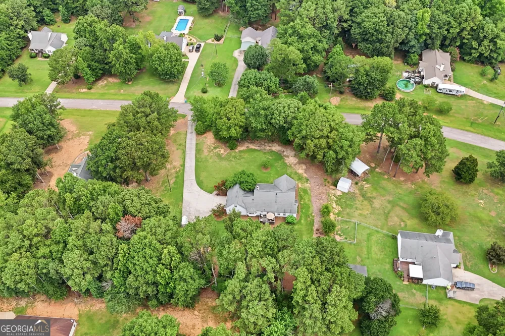 305 Annie LN Locust Grove, GA 30248