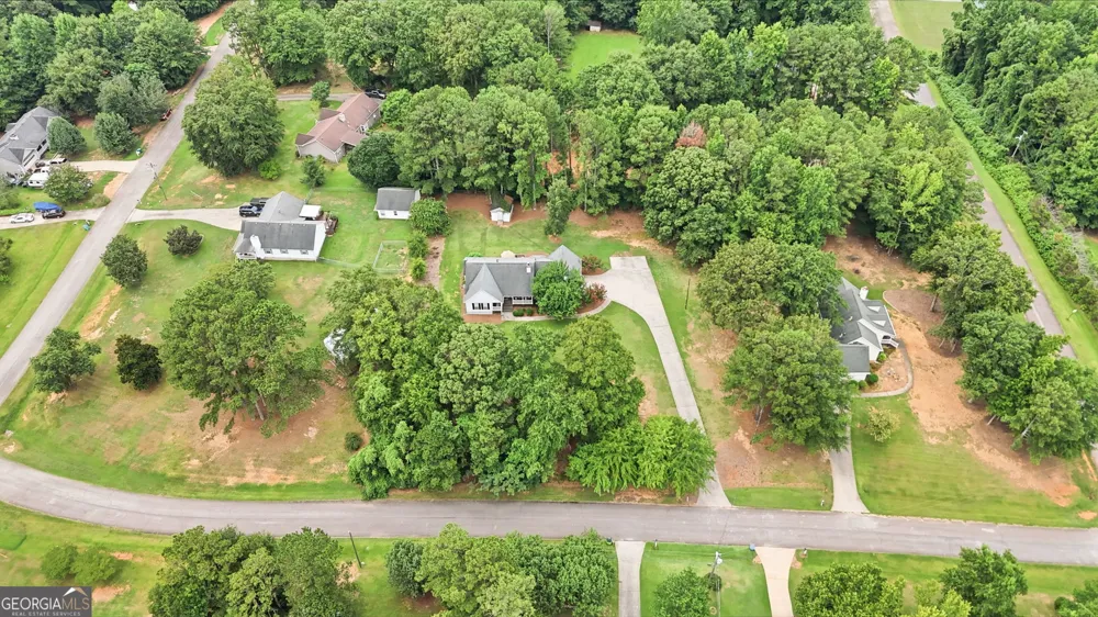305 Annie LN Locust Grove, GA 30248