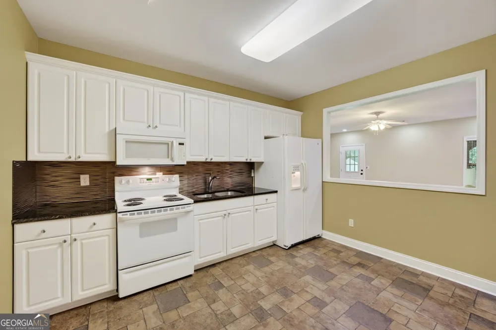 825 Harvest LN Monroe, GA 30655