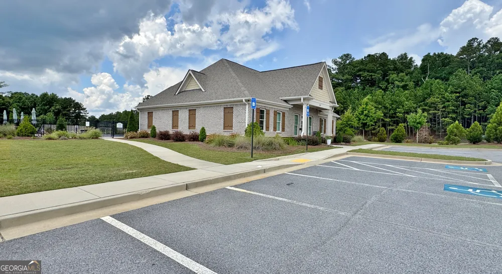 375 Plainfield ST Fayetteville, GA 30215