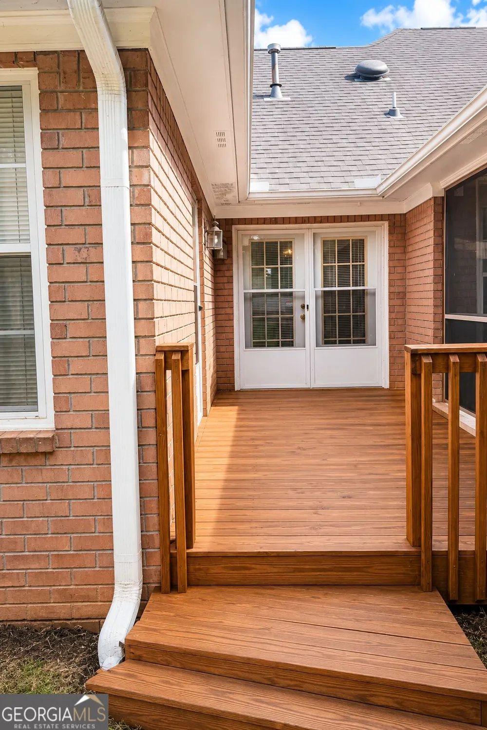 145 Lofty Eagle LN Fayetteville, GA 30214