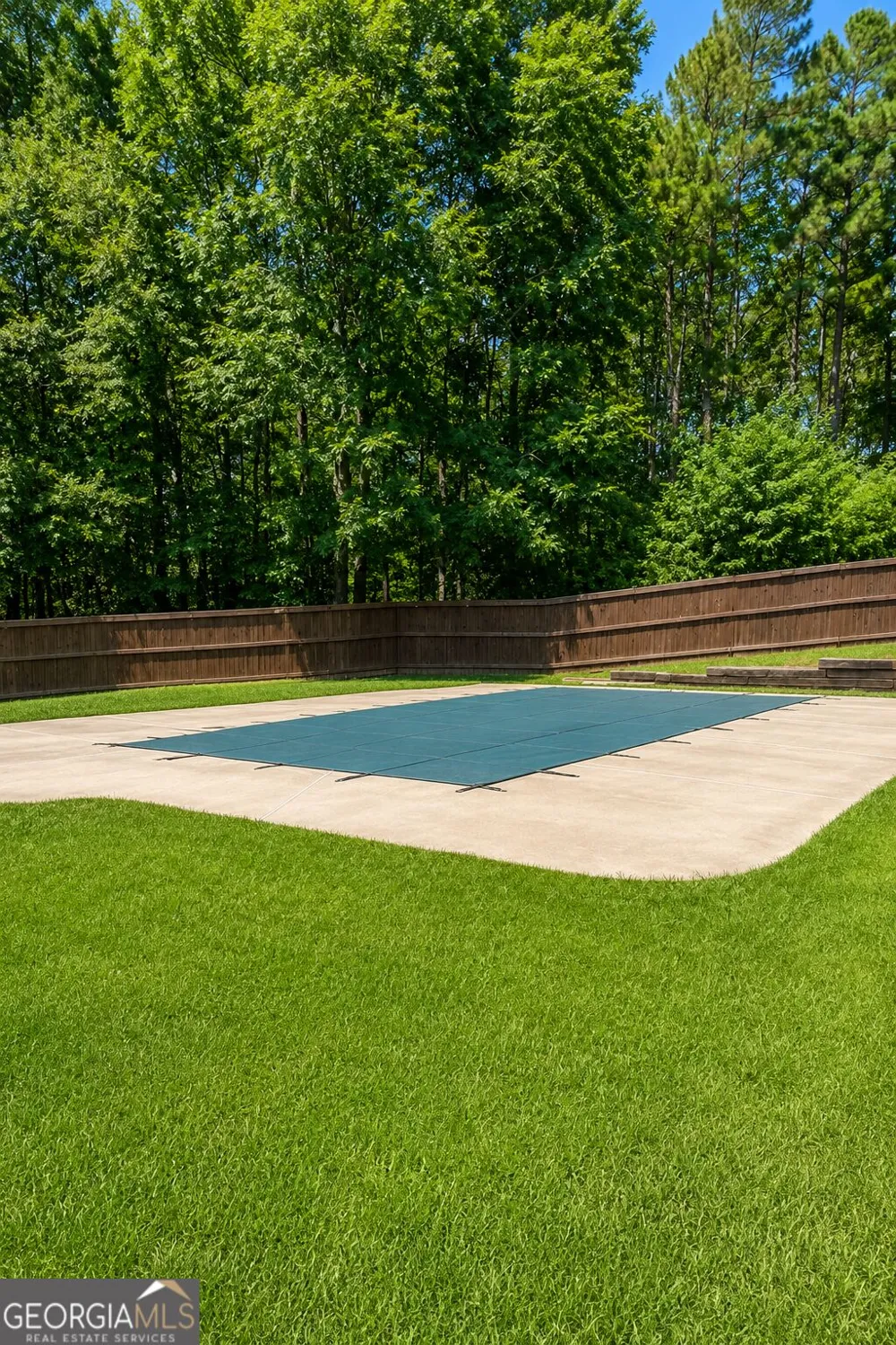 145 Lofty Eagle LN Fayetteville, GA 30214