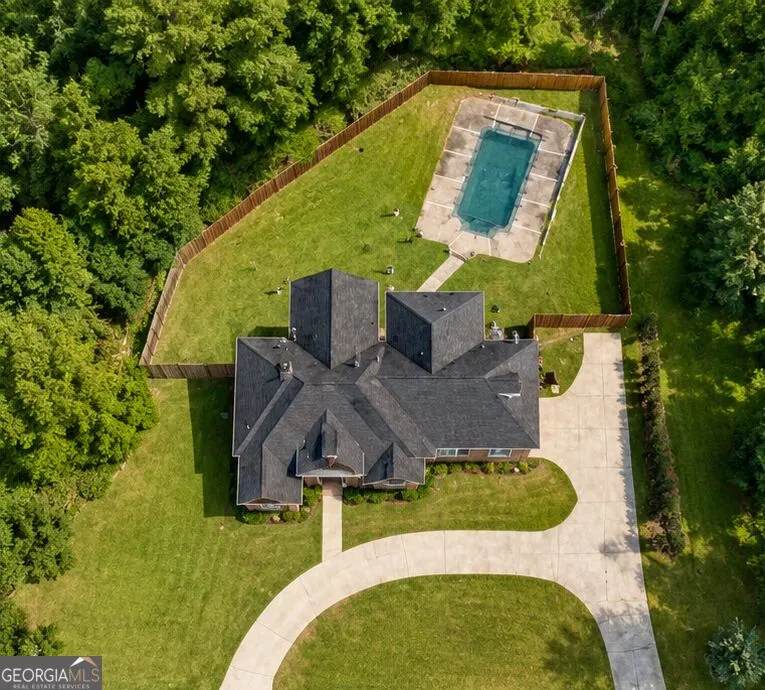 145 Lofty Eagle LN Fayetteville, GA 30214