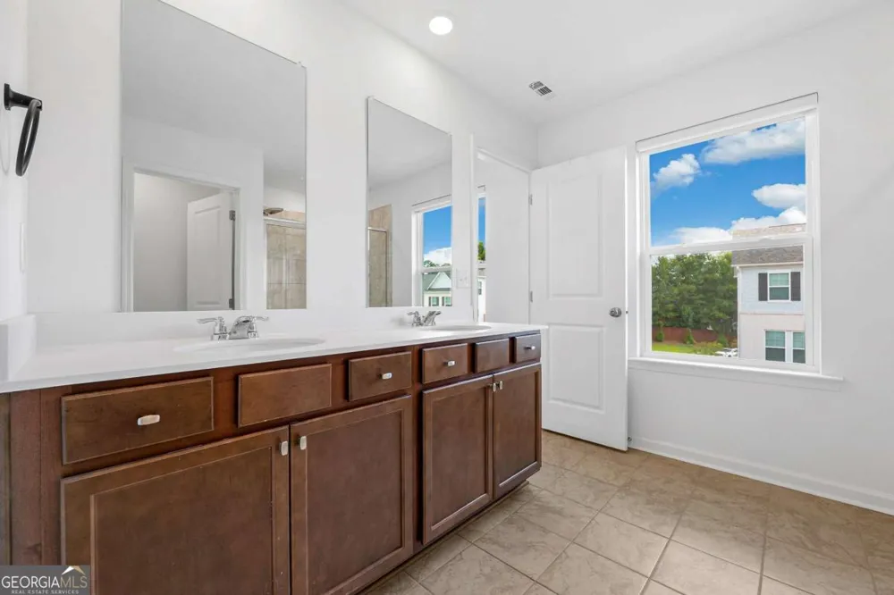 218 Maycrest Path Tucker, GA 30084