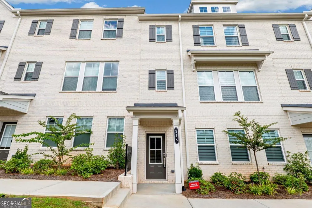218 Maycrest Path Tucker, GA 30084