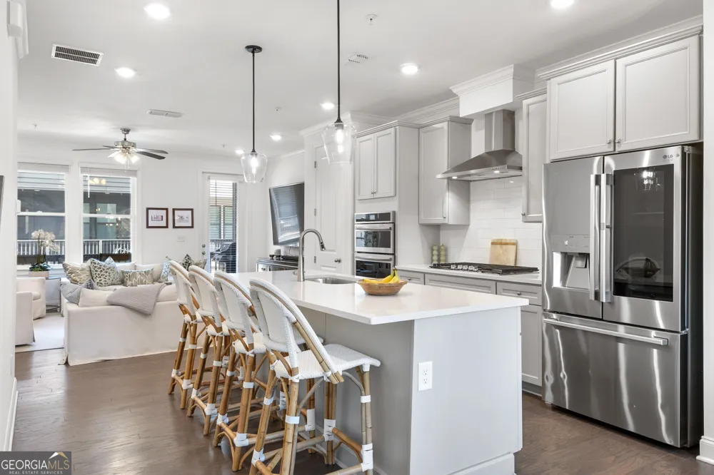 6529 Beacon DR Sandy Springs, GA 30328