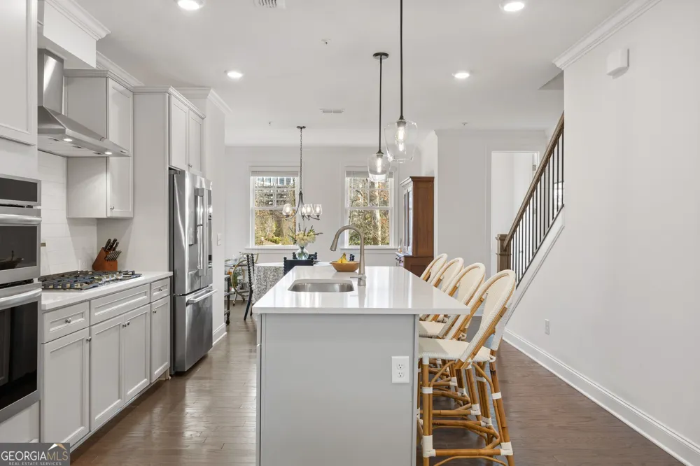 6529 Beacon DR Sandy Springs, GA 30328