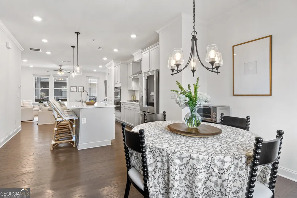 6529 Beacon DR Sandy Springs, GA 30328