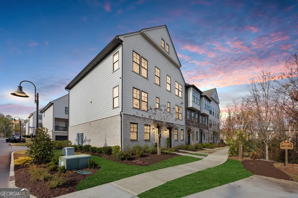 6529 Beacon DR Sandy Springs, GA 30328