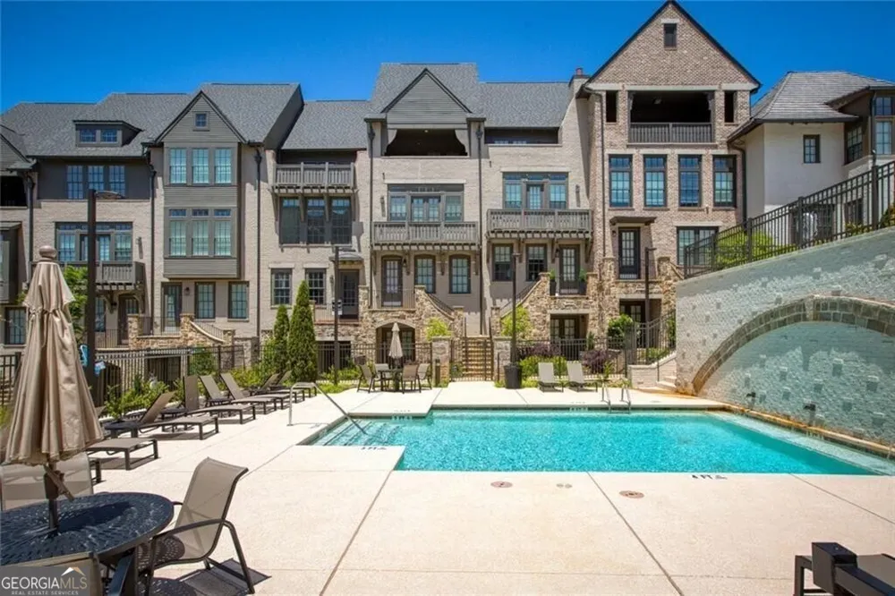 6529 Beacon DR Sandy Springs, GA 30328
