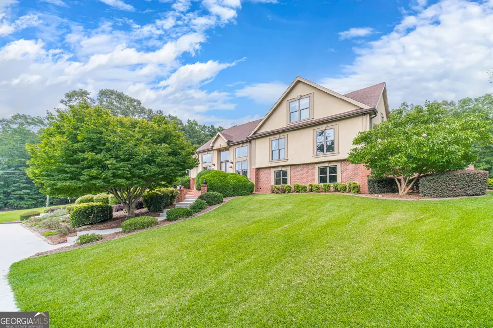 1601 Broadnax Mill RD Loganville, GA 30052