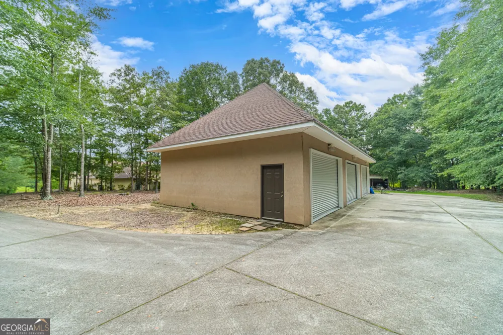 1601 Broadnax Mill RD Loganville, GA 30052