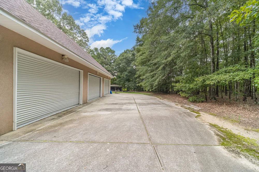 1601 Broadnax Mill RD Loganville, GA 30052
