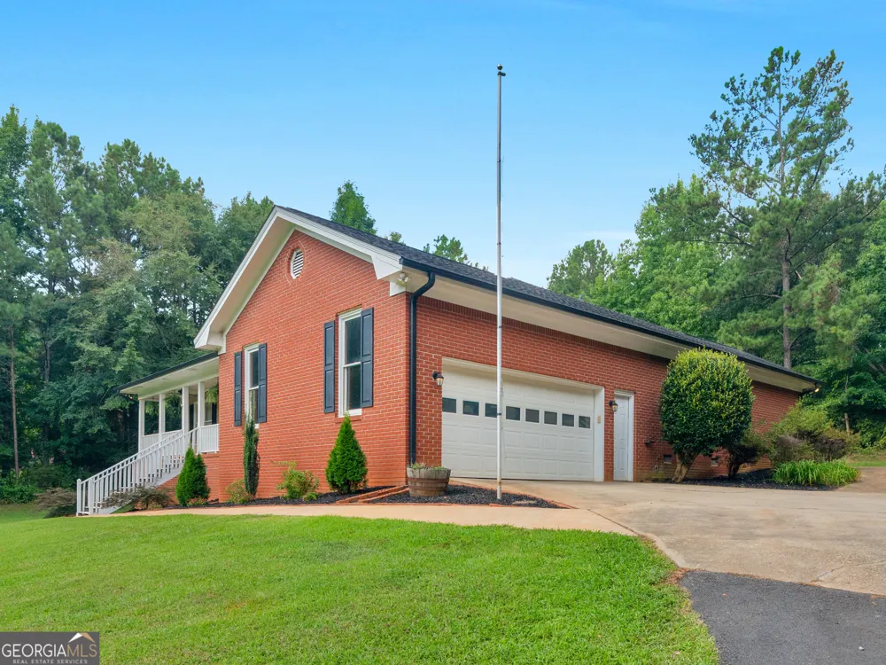 517 Hamlin RD Jackson, GA 30233