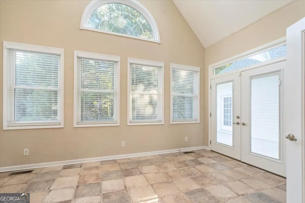 1628 Valley View DR Elberton, GA 30635