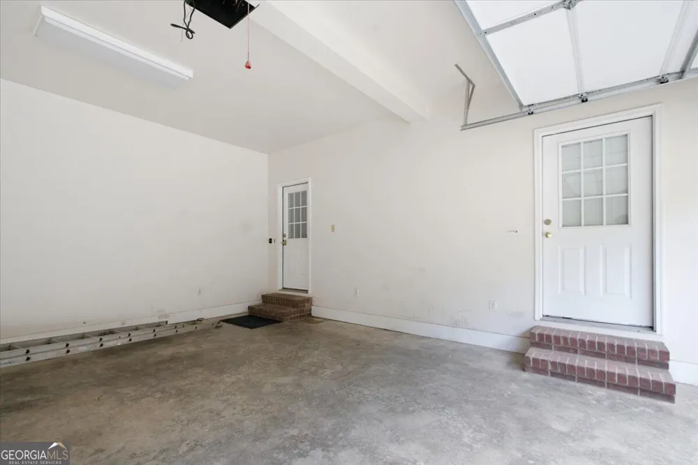 1628 Valley View DR Elberton, GA 30635