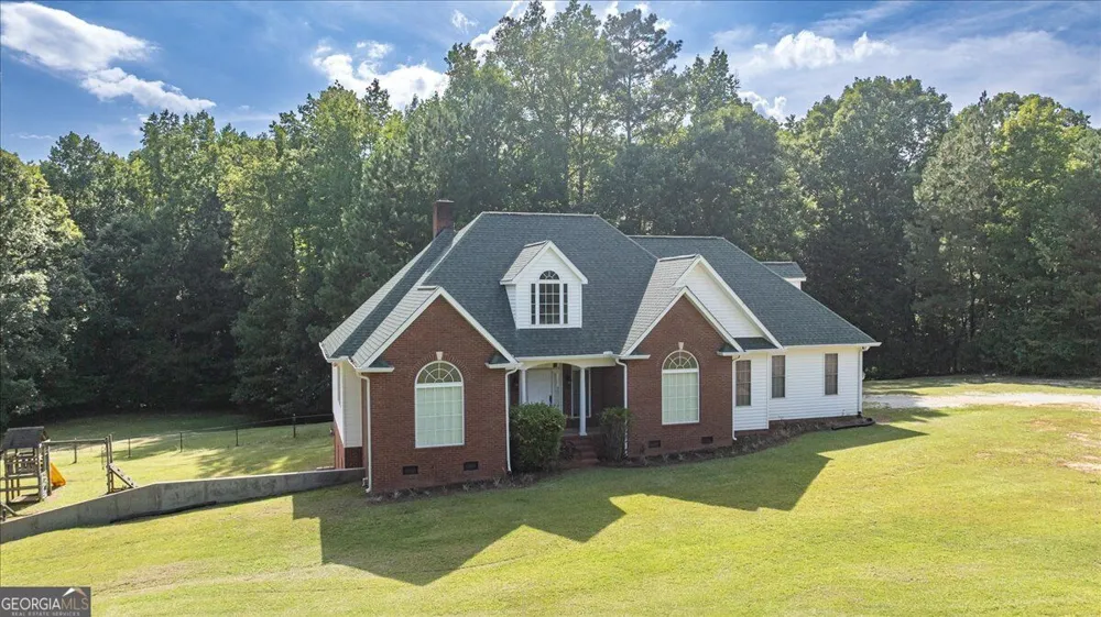 1628 Valley View DR Elberton, GA 30635