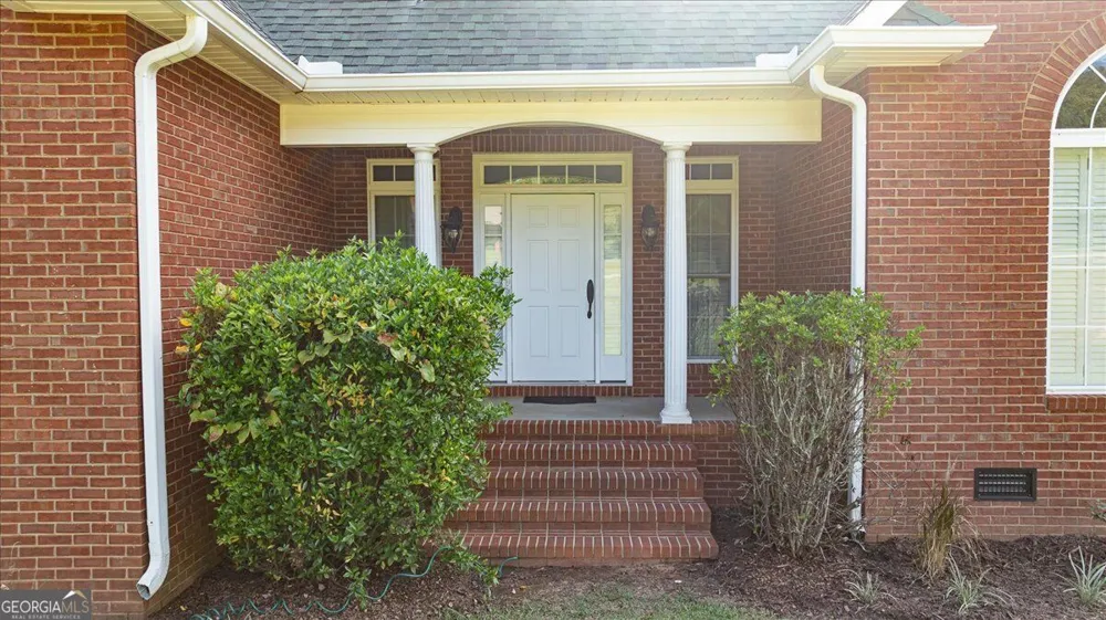 1628 Valley View DR Elberton, GA 30635