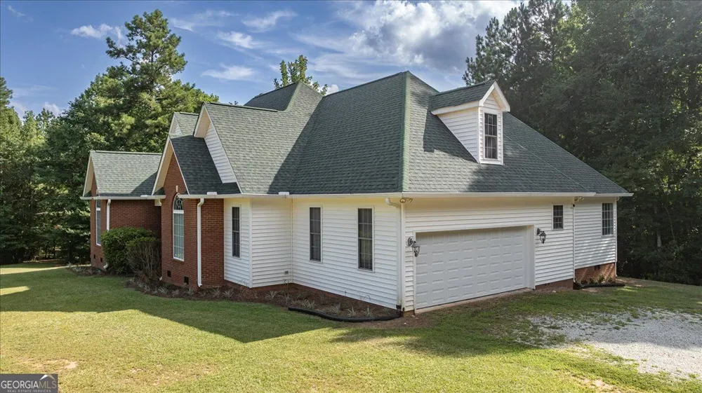 1628 Valley View DR Elberton, GA 30635
