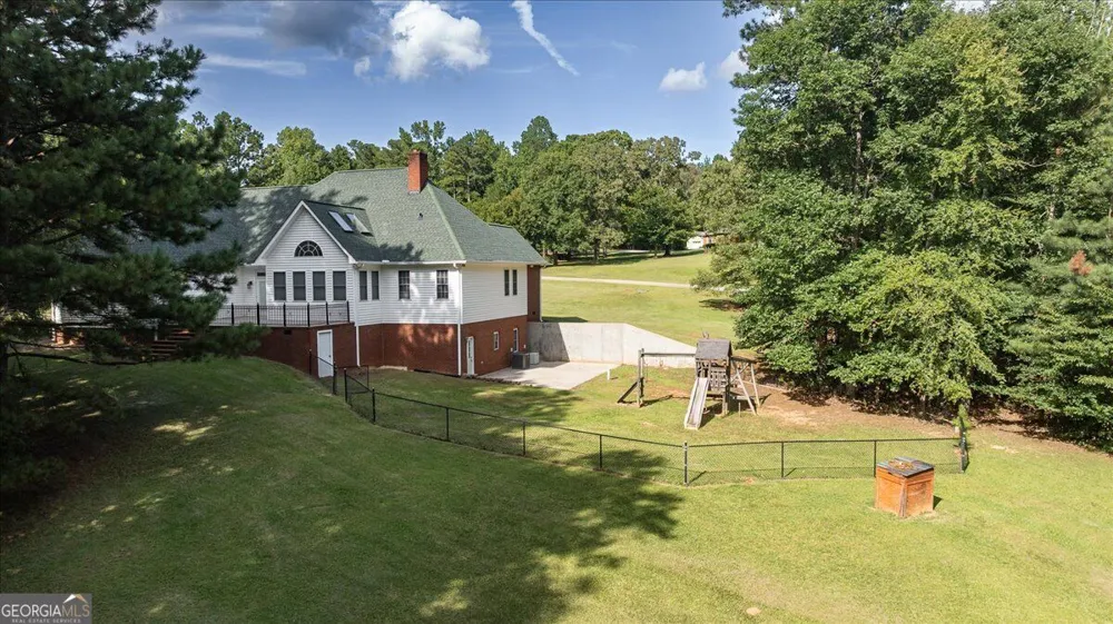 1628 Valley View DR Elberton, GA 30635