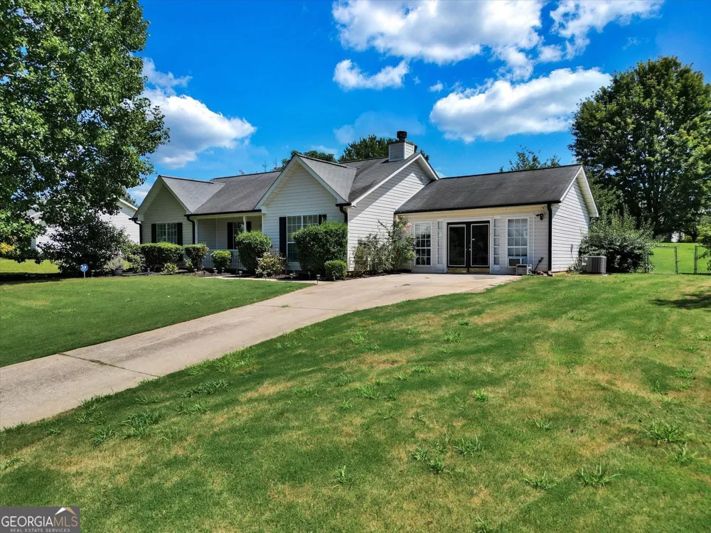 140 Greenleaf DR Hampton, GA 30228