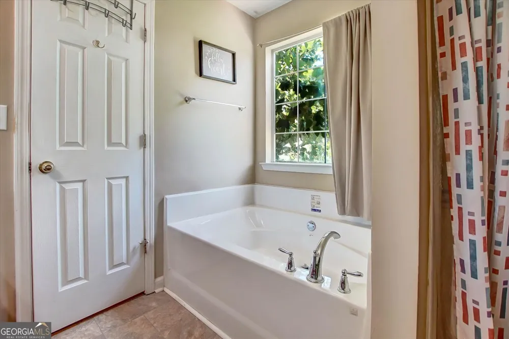 140 Greenleaf DR Hampton, GA 30228