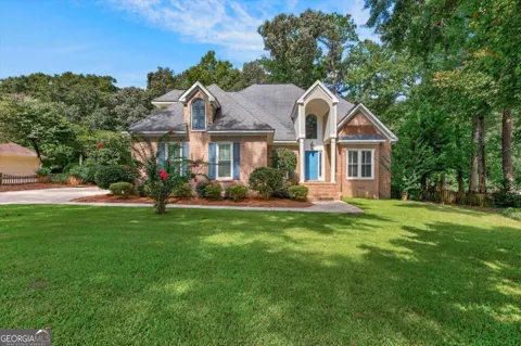 106 Fairways DR