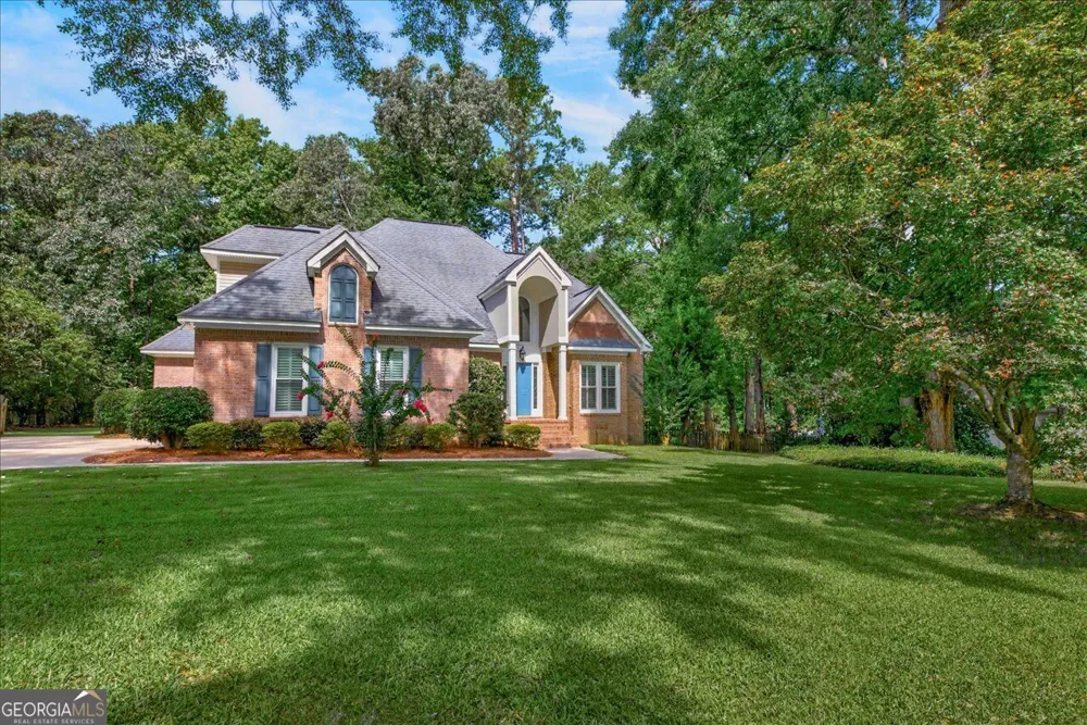 106 Fairways DR Warner Robins, GA 31088