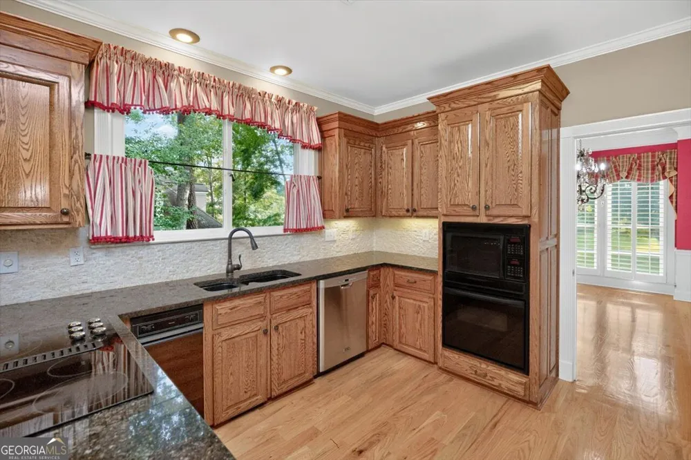 106 Fairways DR Warner Robins, GA 31088