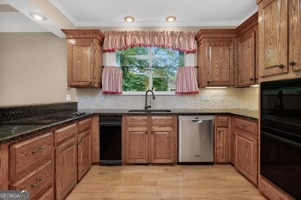 106 Fairways DR Warner Robins, GA 31088