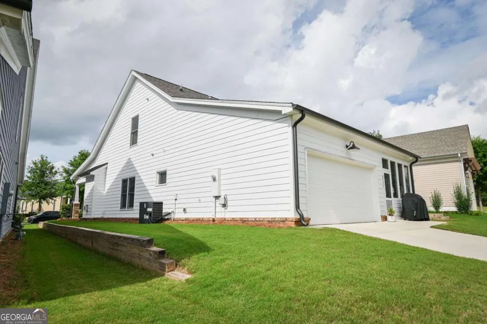 5117 West Robinson ST Covington, GA 30014