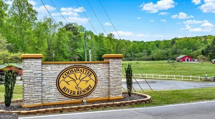 216 Dawn LN Ellijay, GA 30540
