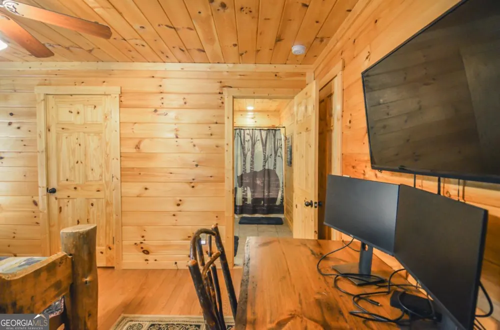 216 Dawn LN Ellijay, GA 30540