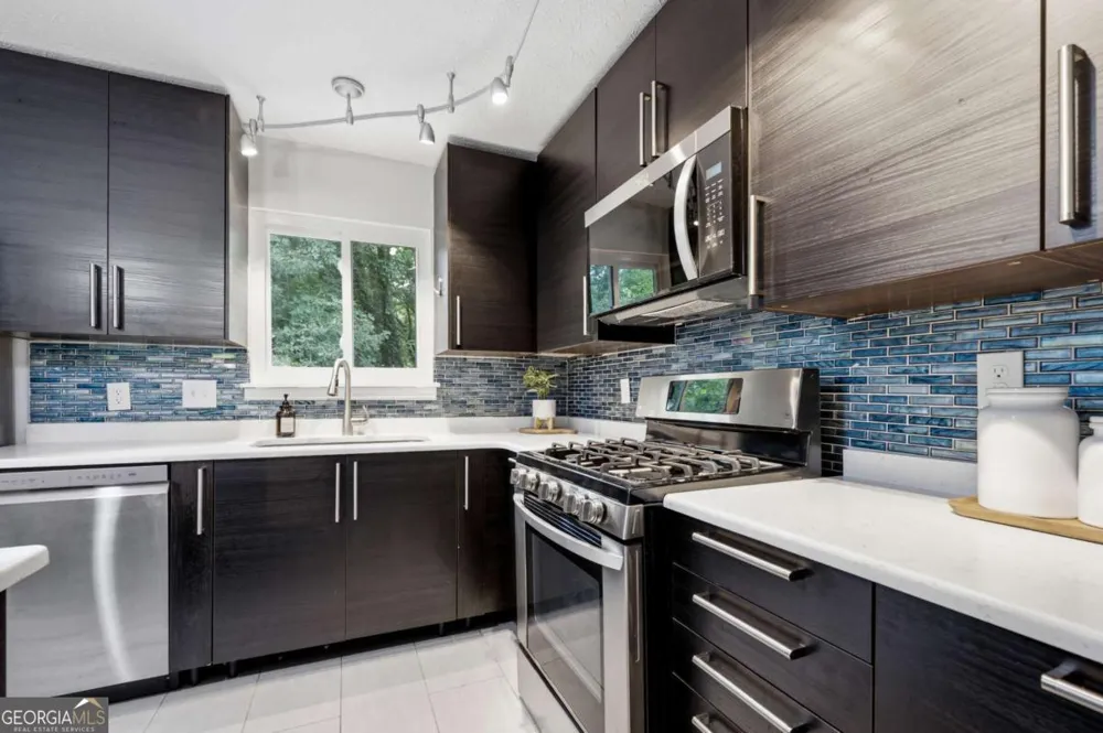 270 Parkmont CT Roswell, GA 30076