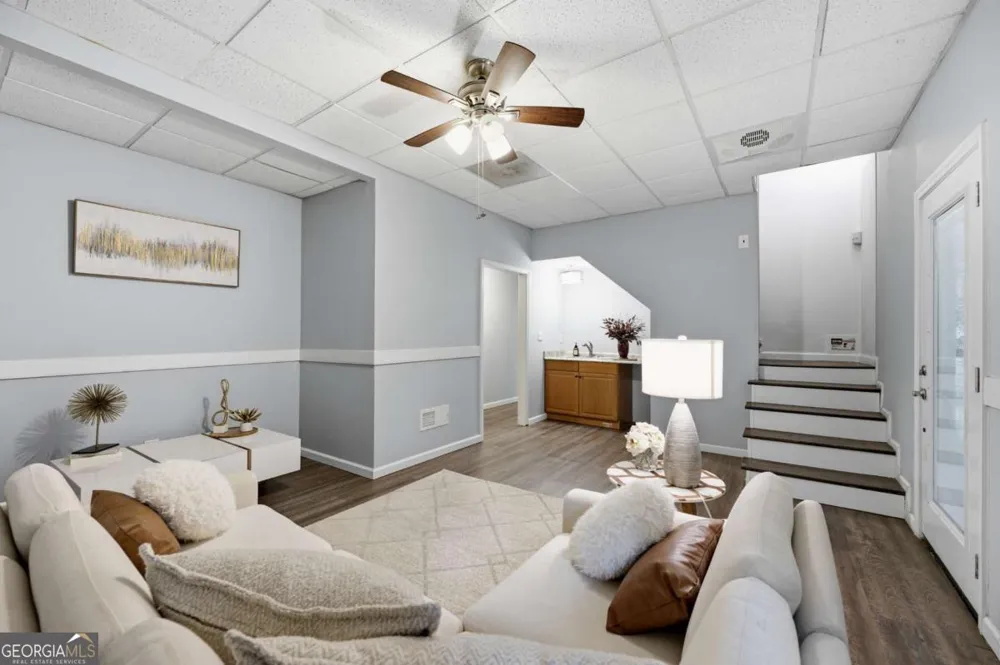 270 Parkmont CT Roswell, GA 30076