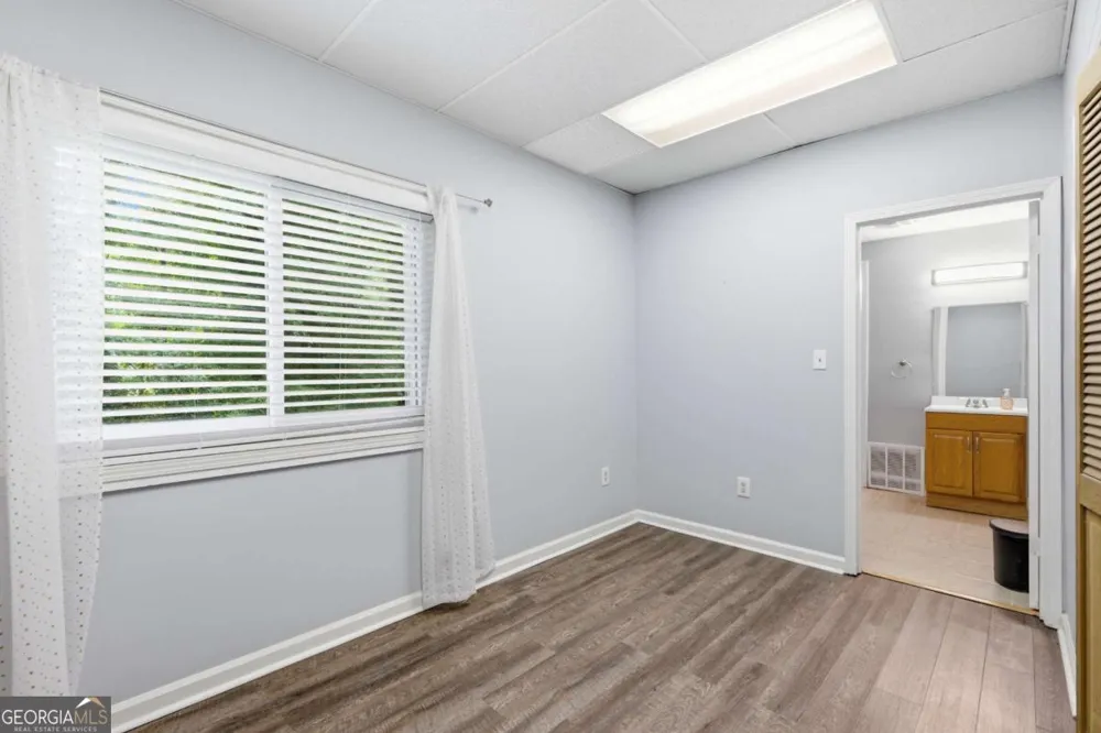 270 Parkmont CT Roswell, GA 30076