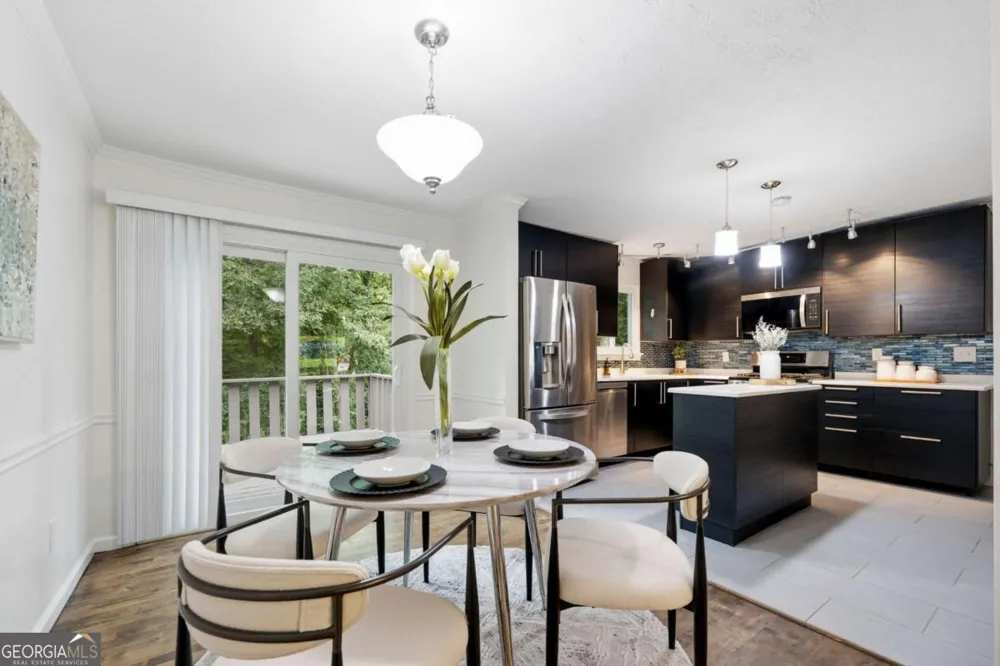 270 Parkmont CT Roswell, GA 30076