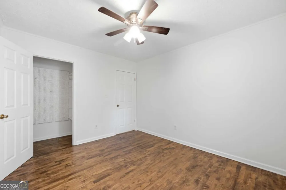 270 Parkmont CT Roswell, GA 30076